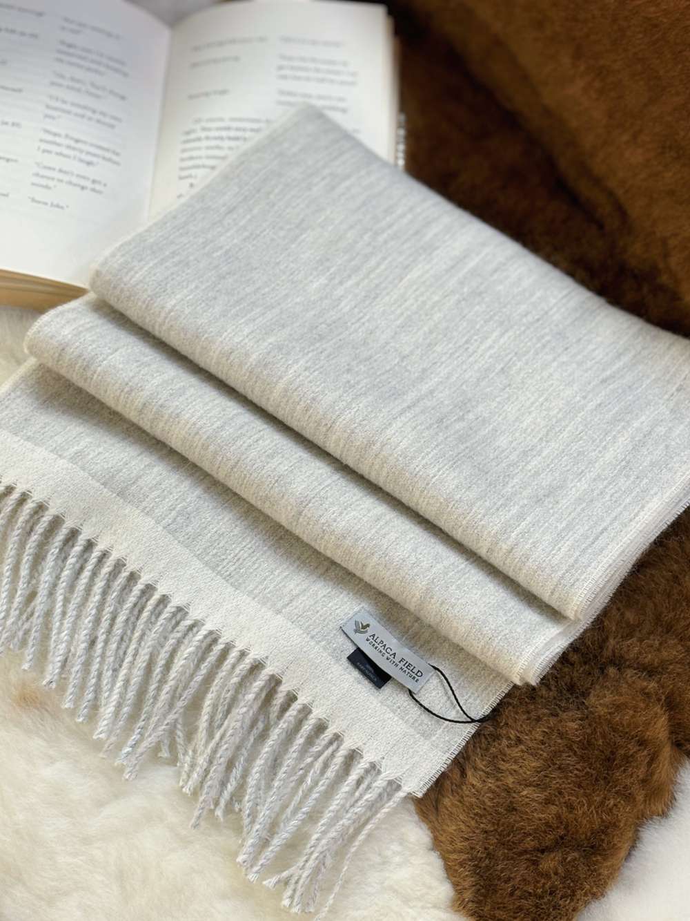 Alpaca Field Eco Double Face Scarf Light Grey/White